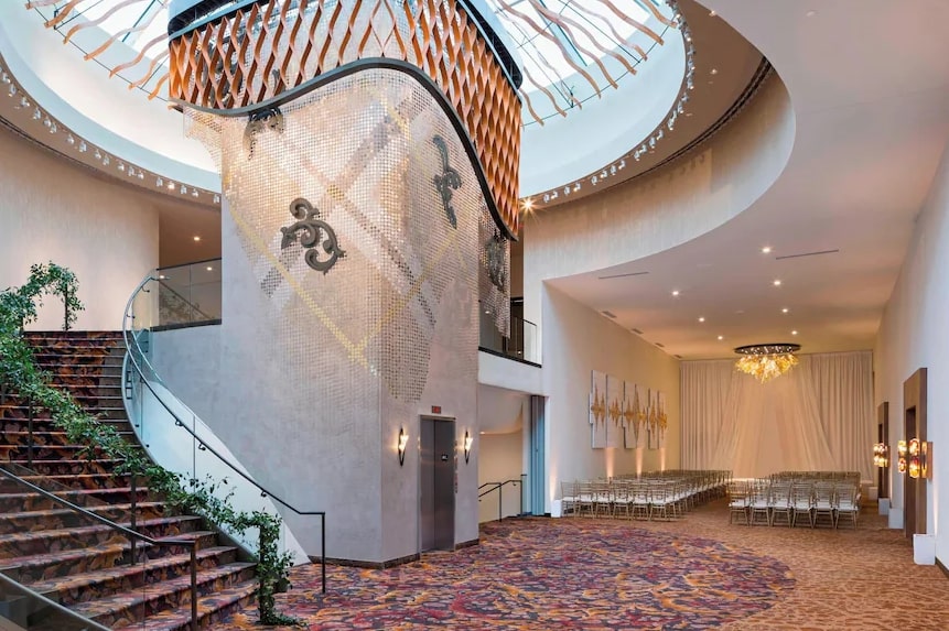 THE WESTIN NASHVILLE